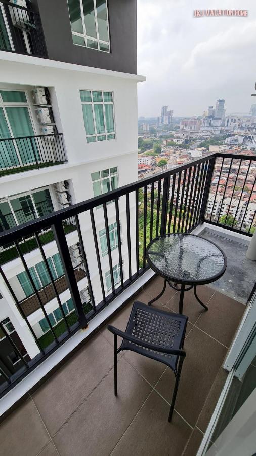 J&J Vacation Home@Novo8 Residence Kampong Tambak Exterior foto